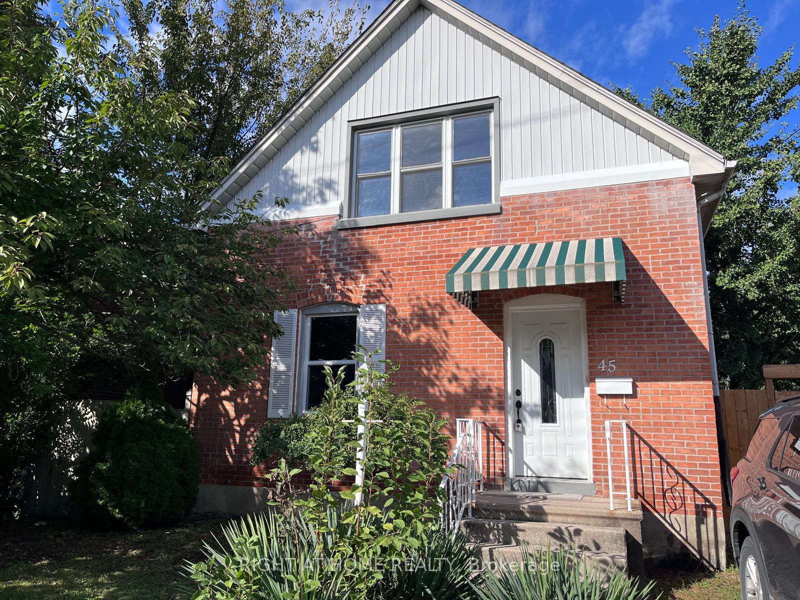 Photo 1 of 45 Herrick Avenue, St. Catharines, Oakdale — HOMEH