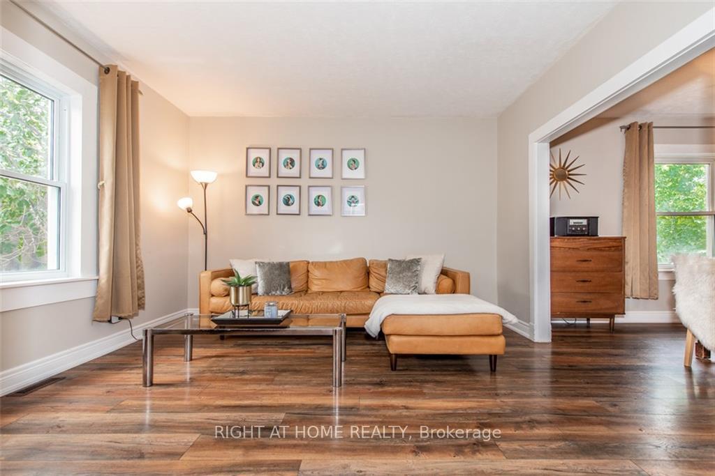 Photo 10 of 45 Herrick Avenue, St. Catharines, Oakdale — HOMEH