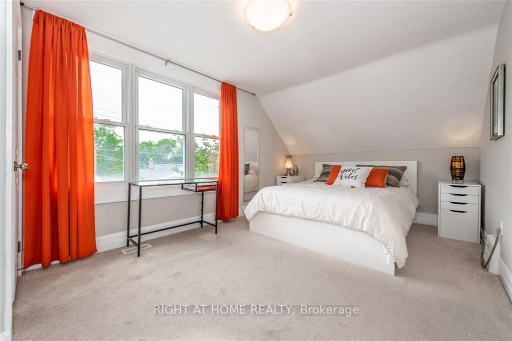 Photo 18 of 45 Herrick Avenue, St. Catharines, Oakdale — HOMEH