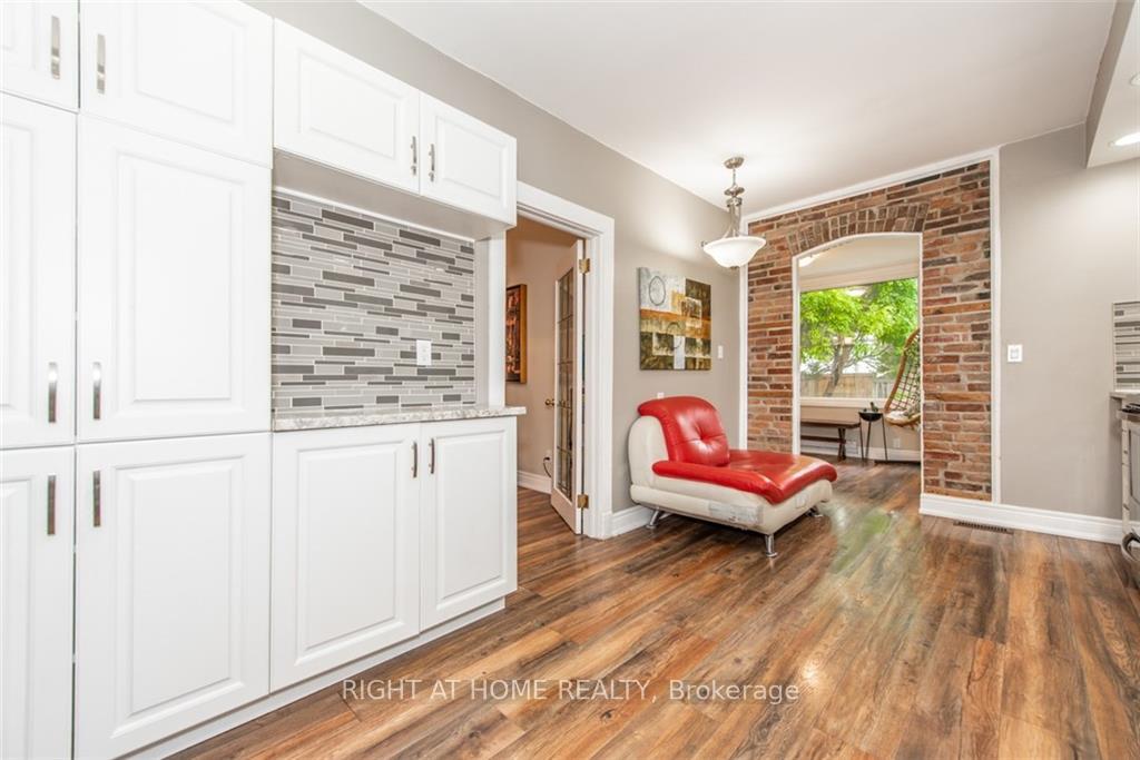 Photo 25 of 45 Herrick Avenue, St. Catharines, Oakdale — HOMEH