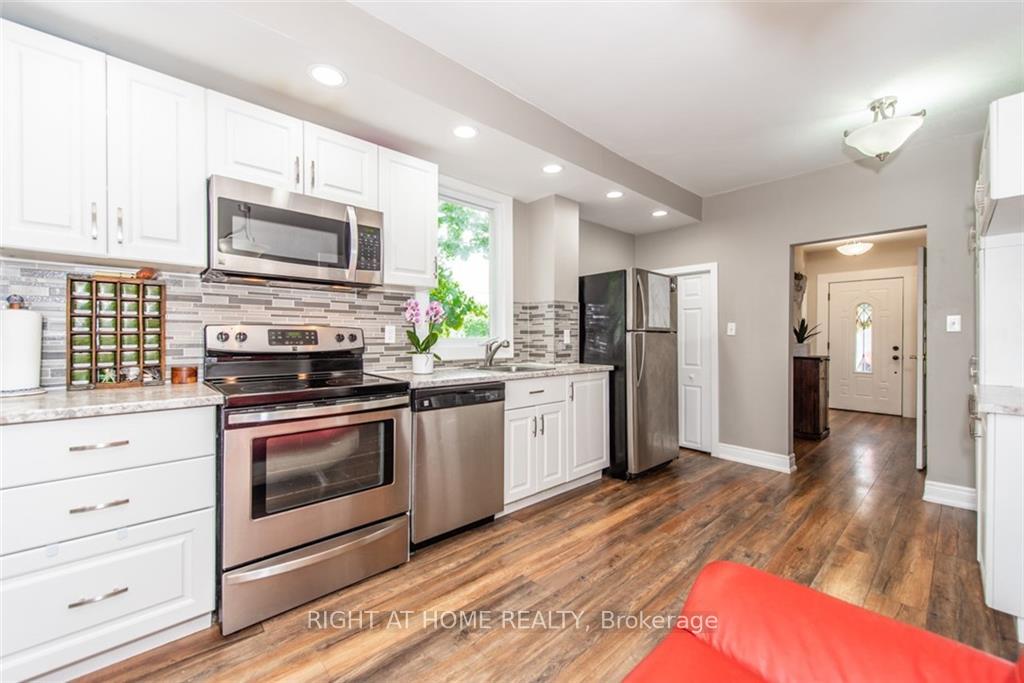 Photo 26 of 45 Herrick Avenue, St. Catharines, Oakdale — HOMEH