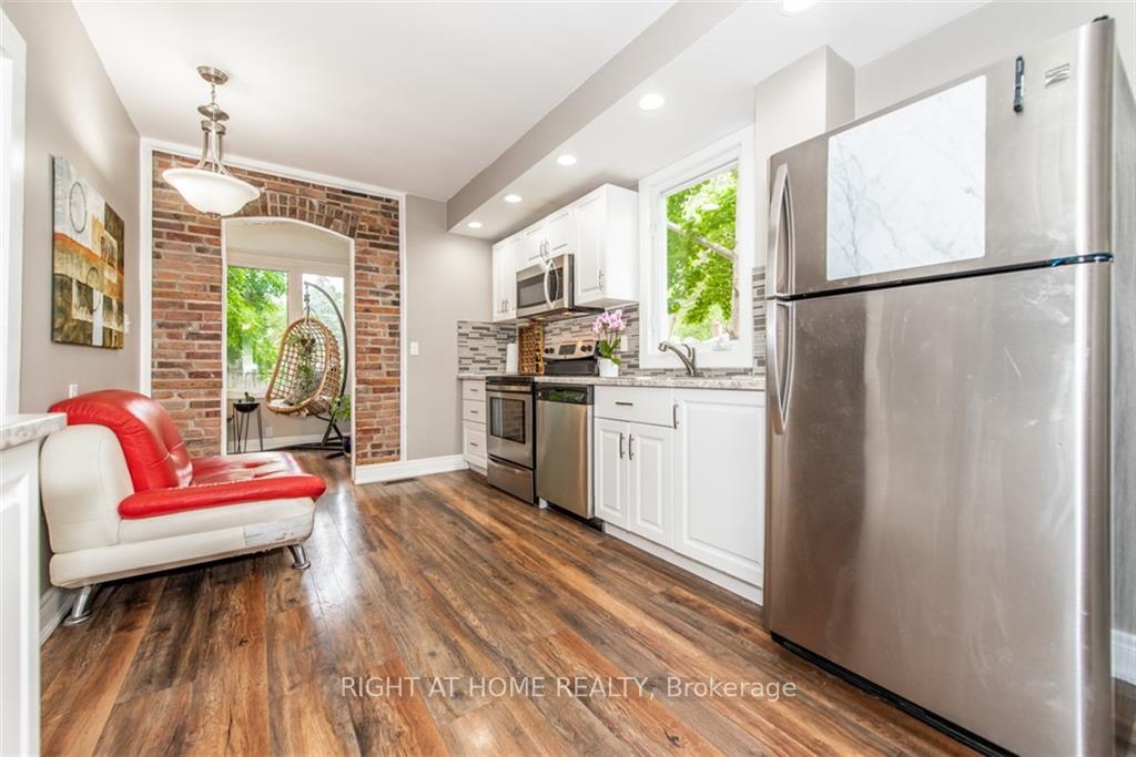 Photo 28 of 45 Herrick Avenue, St. Catharines, Oakdale — HOMEH