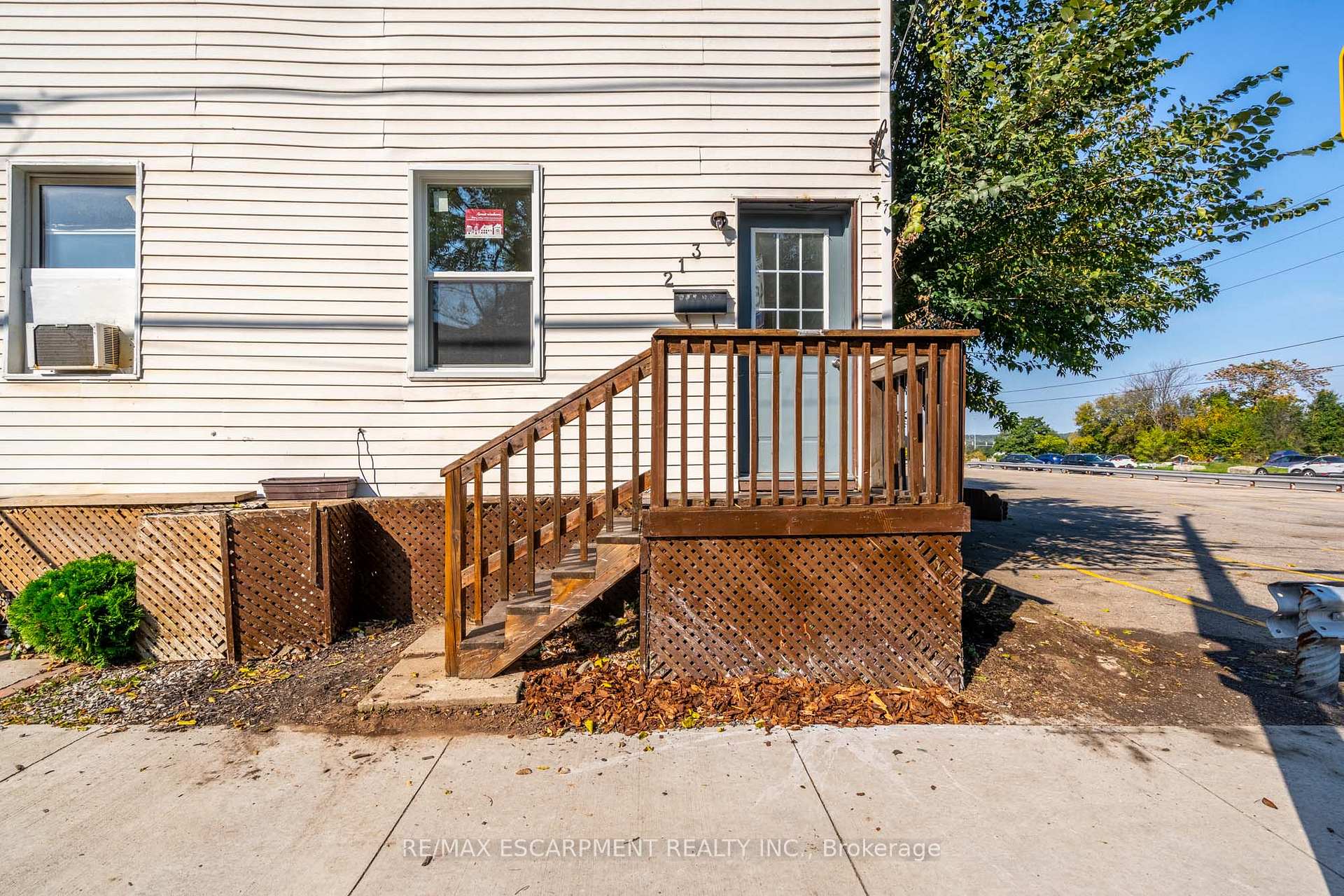Photo 1 of 213 Caroline Street N, Hamilton, Central — HOMEH