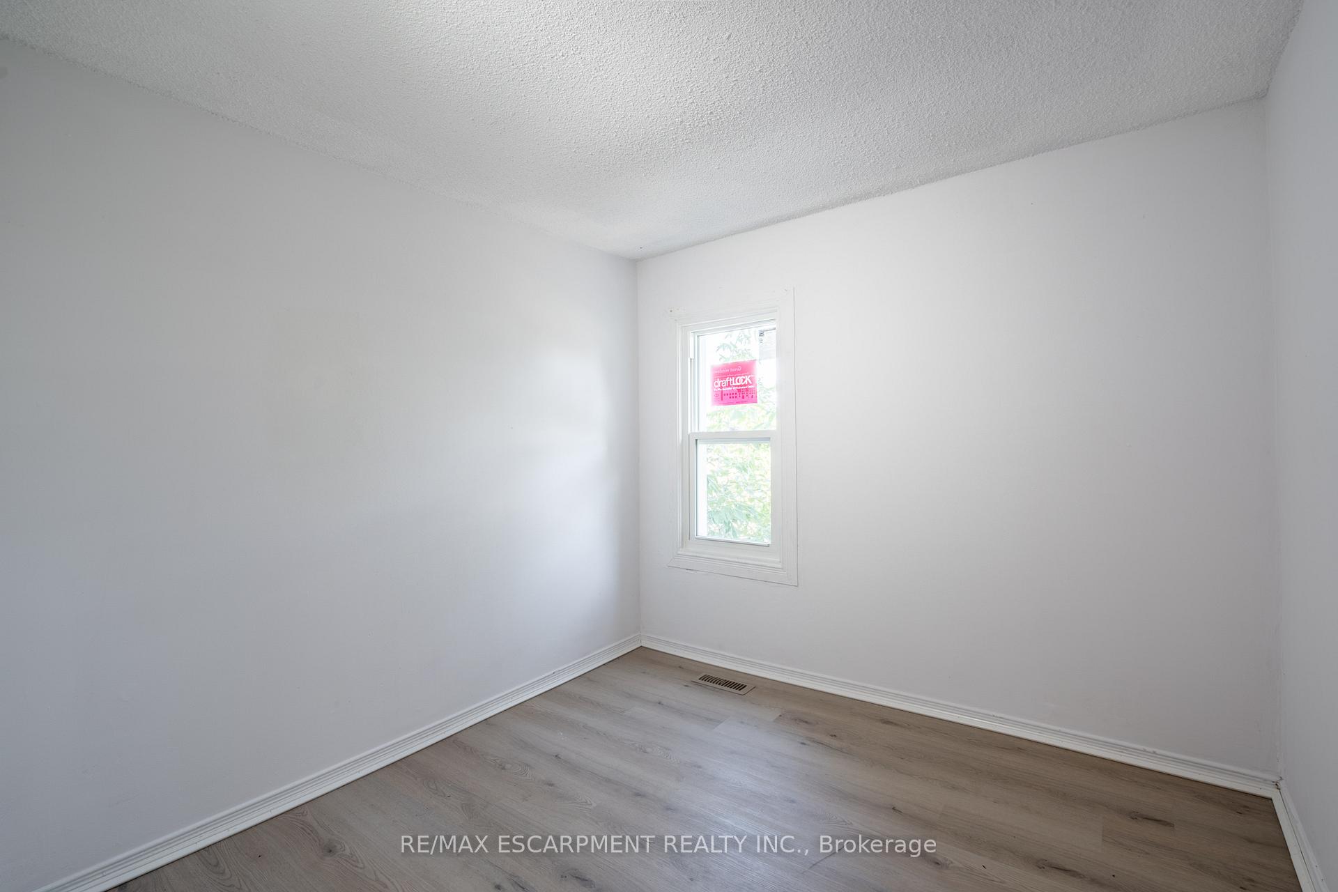 Photo 13 of 213 Caroline Street N, Hamilton, Central — HOMEH