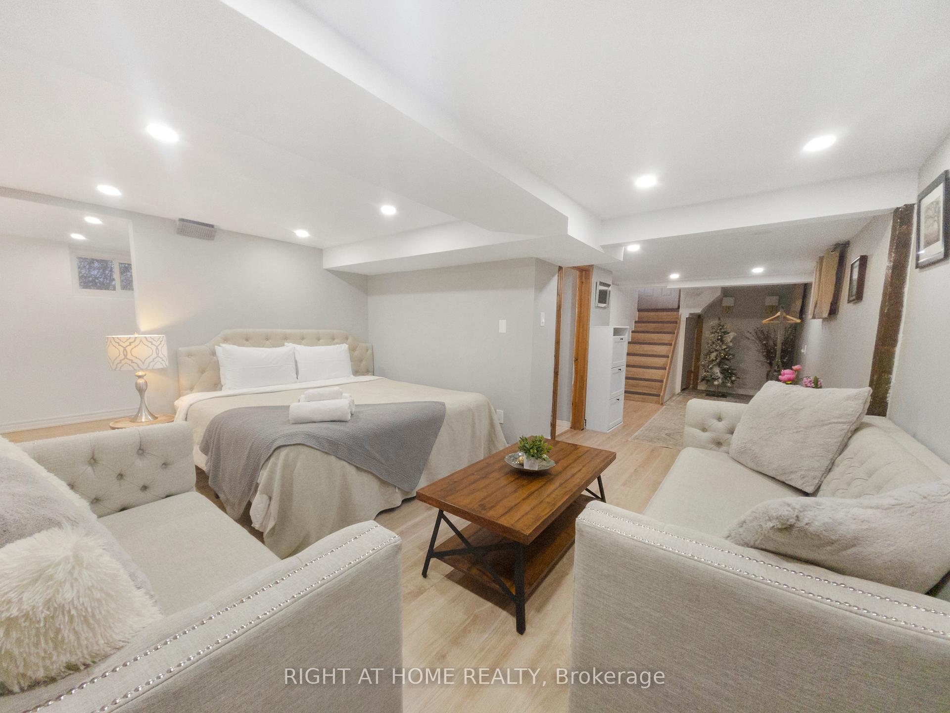 Photo 5 of 6 Perry Street, St. Catharines, Haig — HOMEH