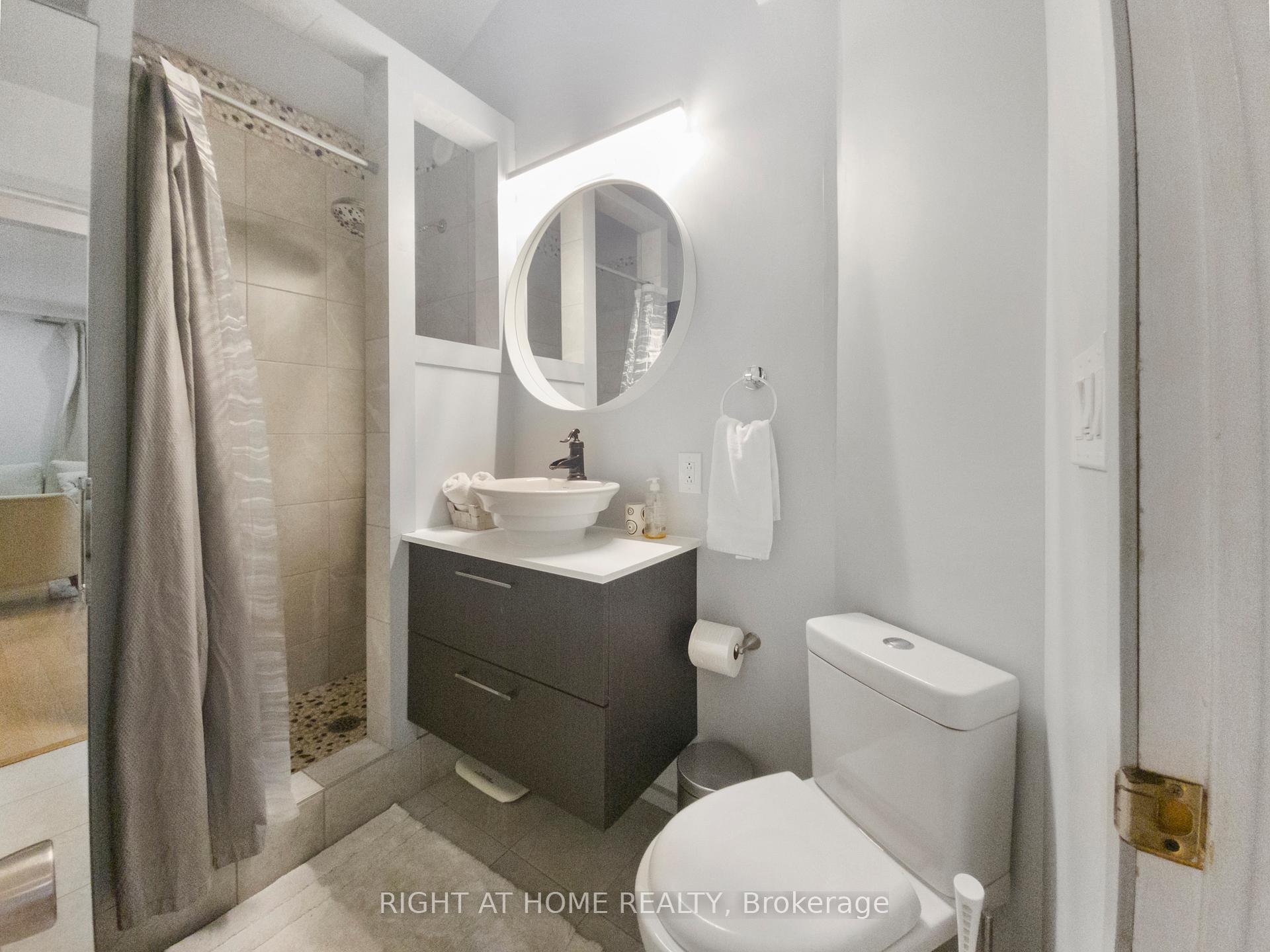 Photo 10 of 6 Perry Street, St. Catharines, Haig — HOMEH