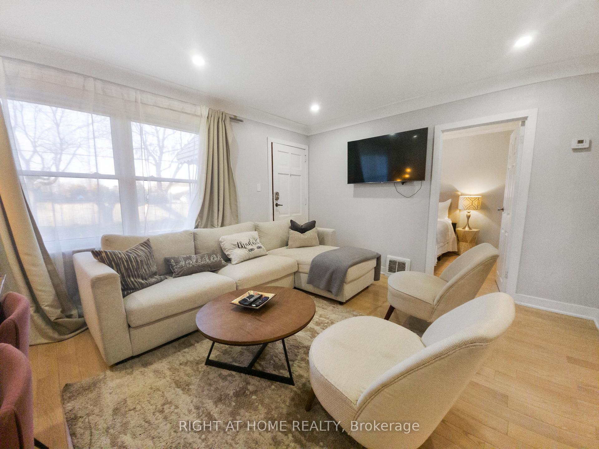 Photo 21 of 6 Perry Street, St. Catharines, Haig — HOMEH