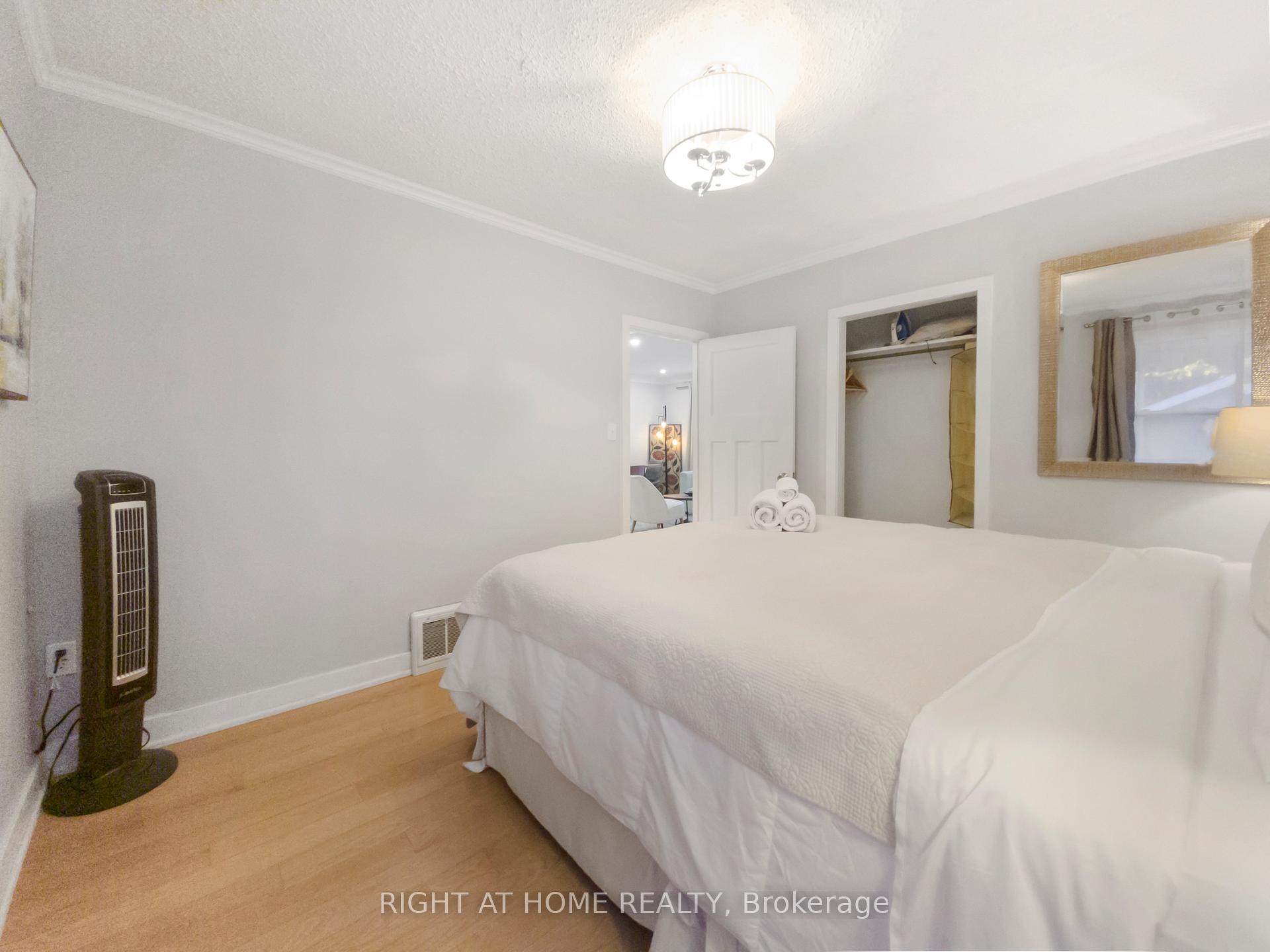 Photo 24 of 6 Perry Street, St. Catharines, Haig — HOMEH