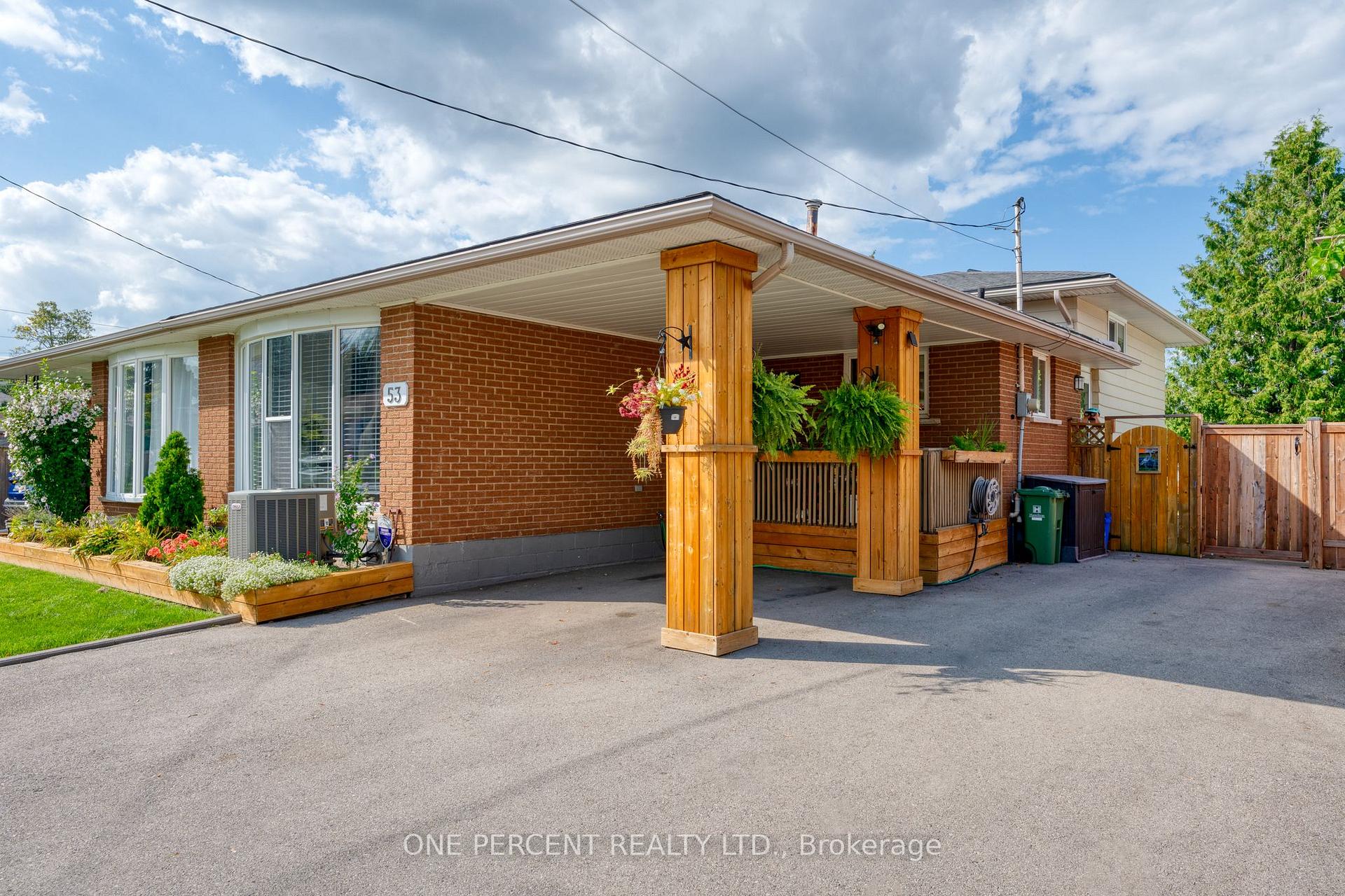 Photo 5 of 53 Anna Capri Drive, Hamilton, Templemead — HOMEH