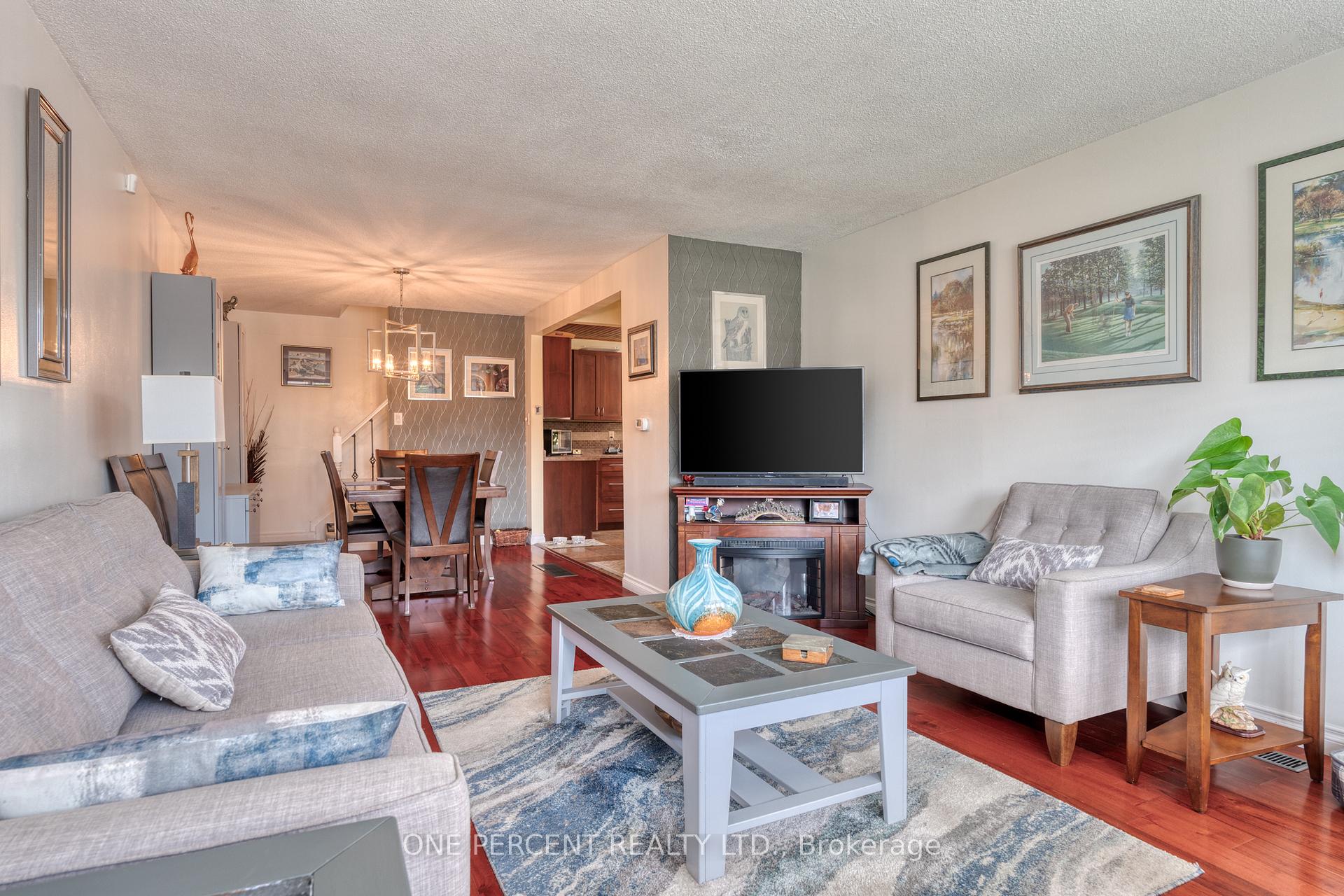 Photo 12 of 53 Anna Capri Drive, Hamilton, Templemead — HOMEH