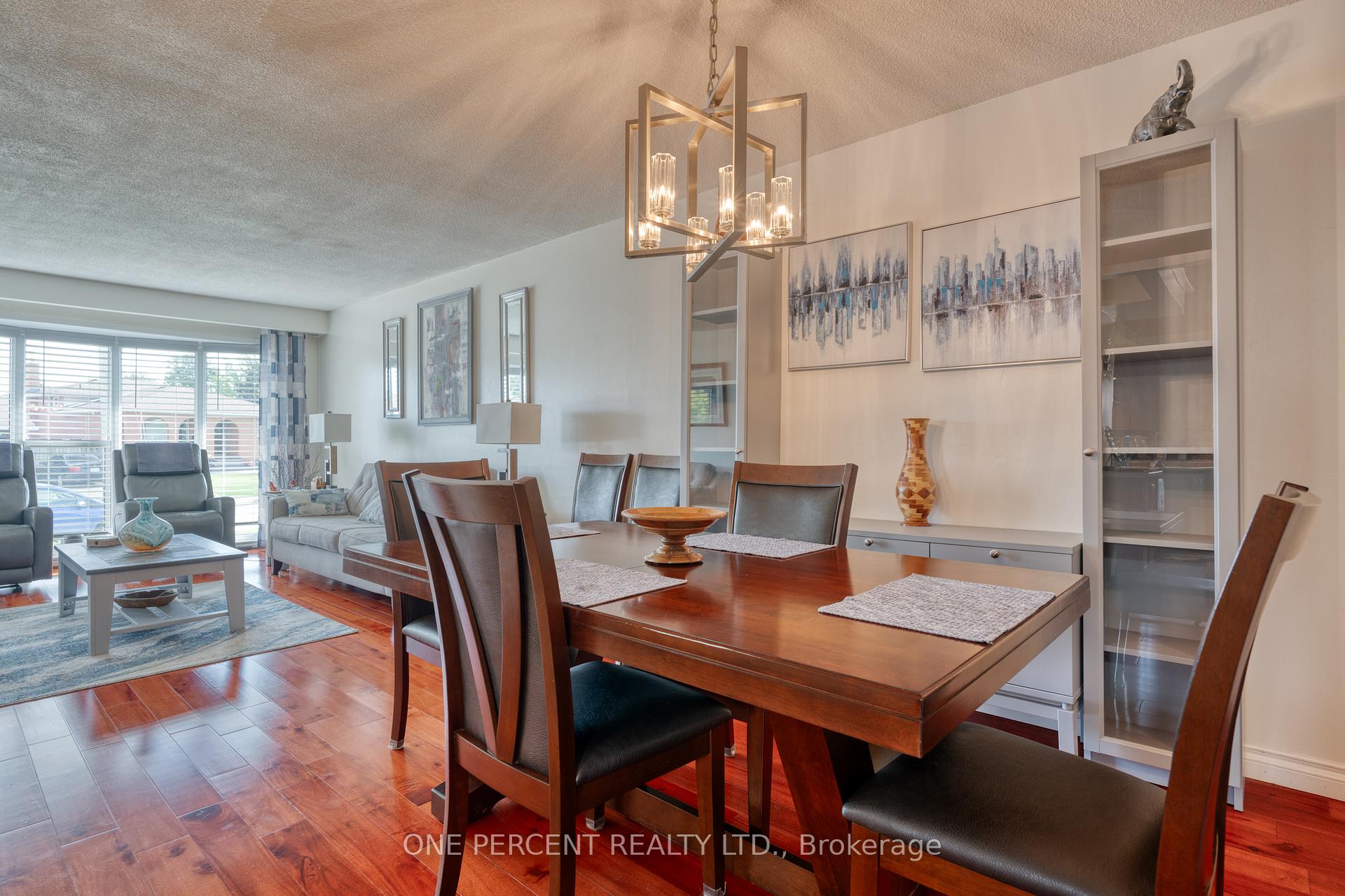 Photo 14 of 53 Anna Capri Drive, Hamilton, Templemead — HOMEH