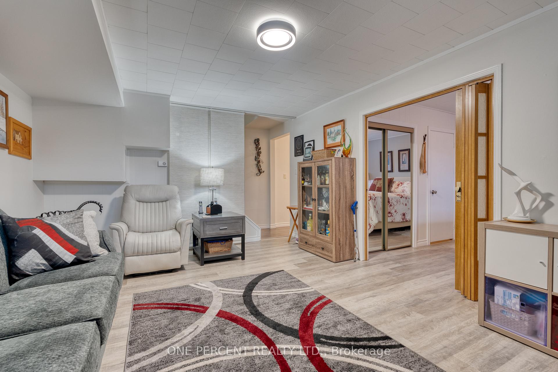 Photo 26 of 53 Anna Capri Drive, Hamilton, Templemead — HOMEH