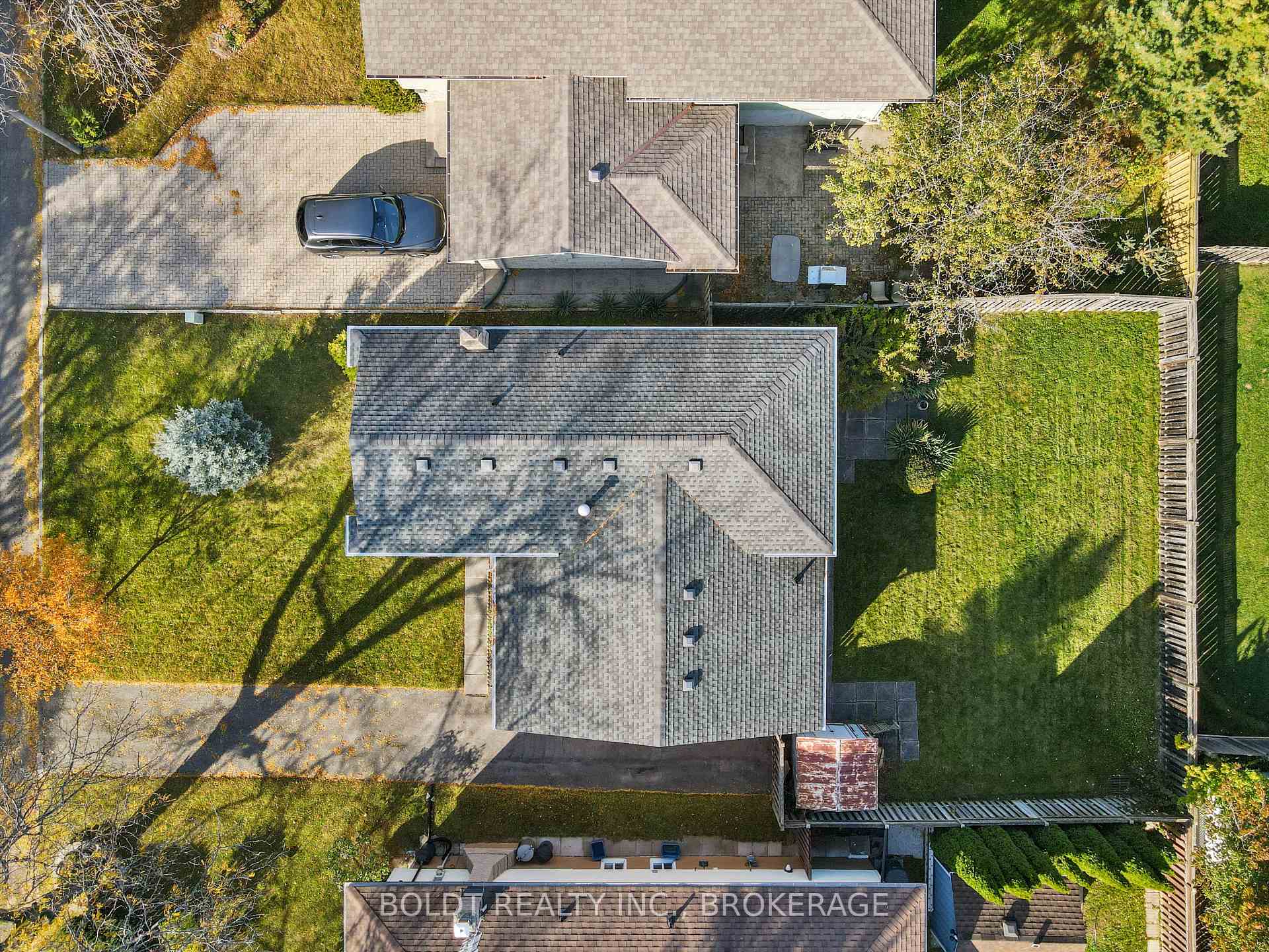 Photo 4 of 5 Rainbow Drive, St. Catharines, Bunting/Linwell — HOMEH