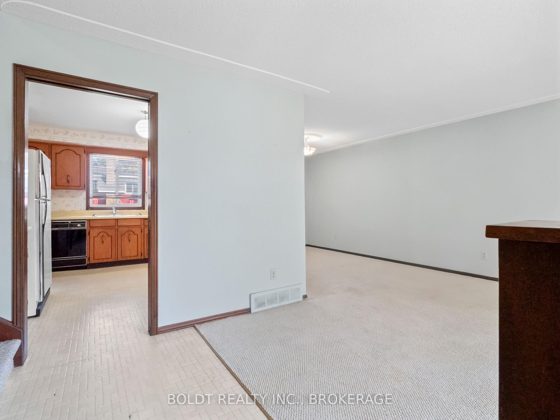 Photo 13 of 5 Rainbow Drive, St. Catharines, Bunting/Linwell — HOMEH