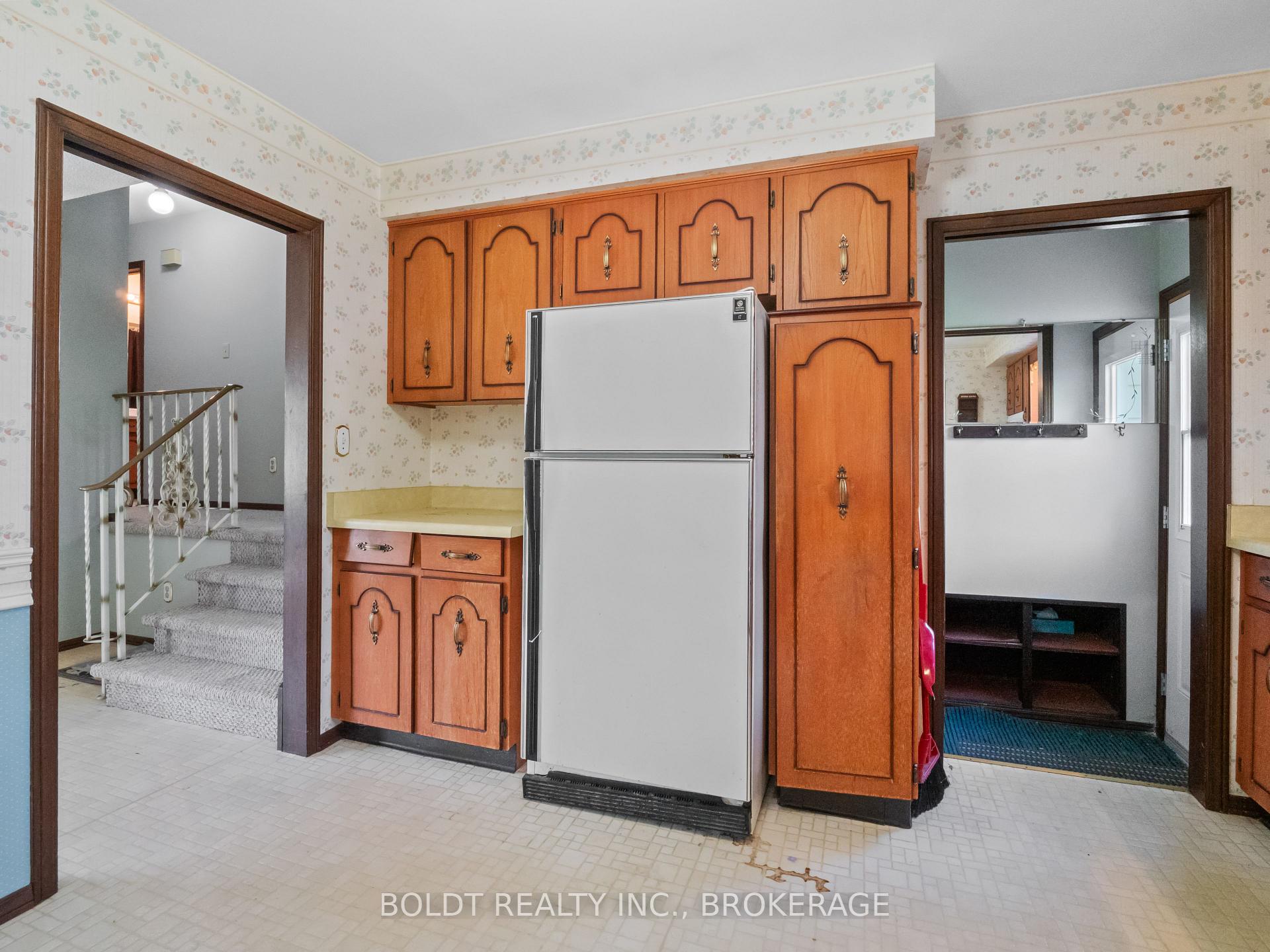 Photo 15 of 5 Rainbow Drive, St. Catharines, Bunting/Linwell — HOMEH