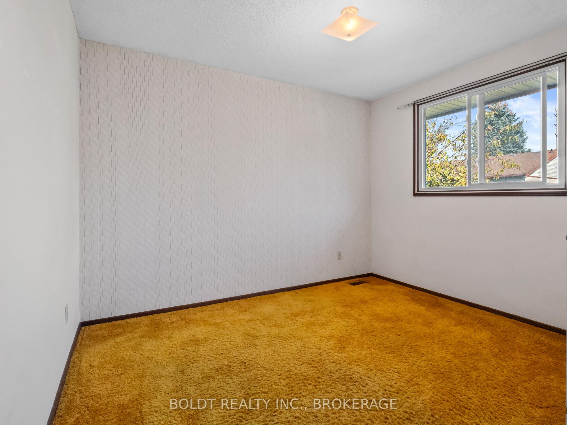Photo 24 of 5 Rainbow Drive, St. Catharines, Bunting/Linwell — HOMEH