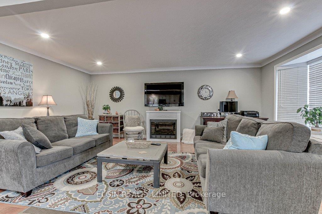 Photo 5 of 24 Cavanaugh Crescent, St. Thomas — HOMEH