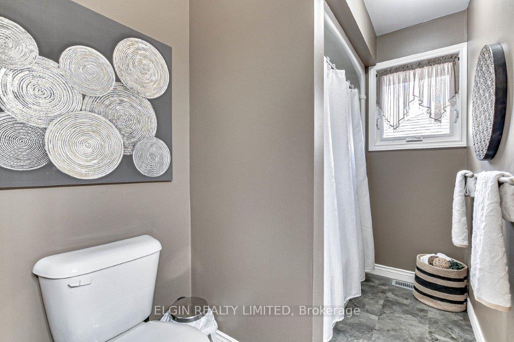 Photo 16 of 24 Cavanaugh Crescent, St. Thomas — HOMEH