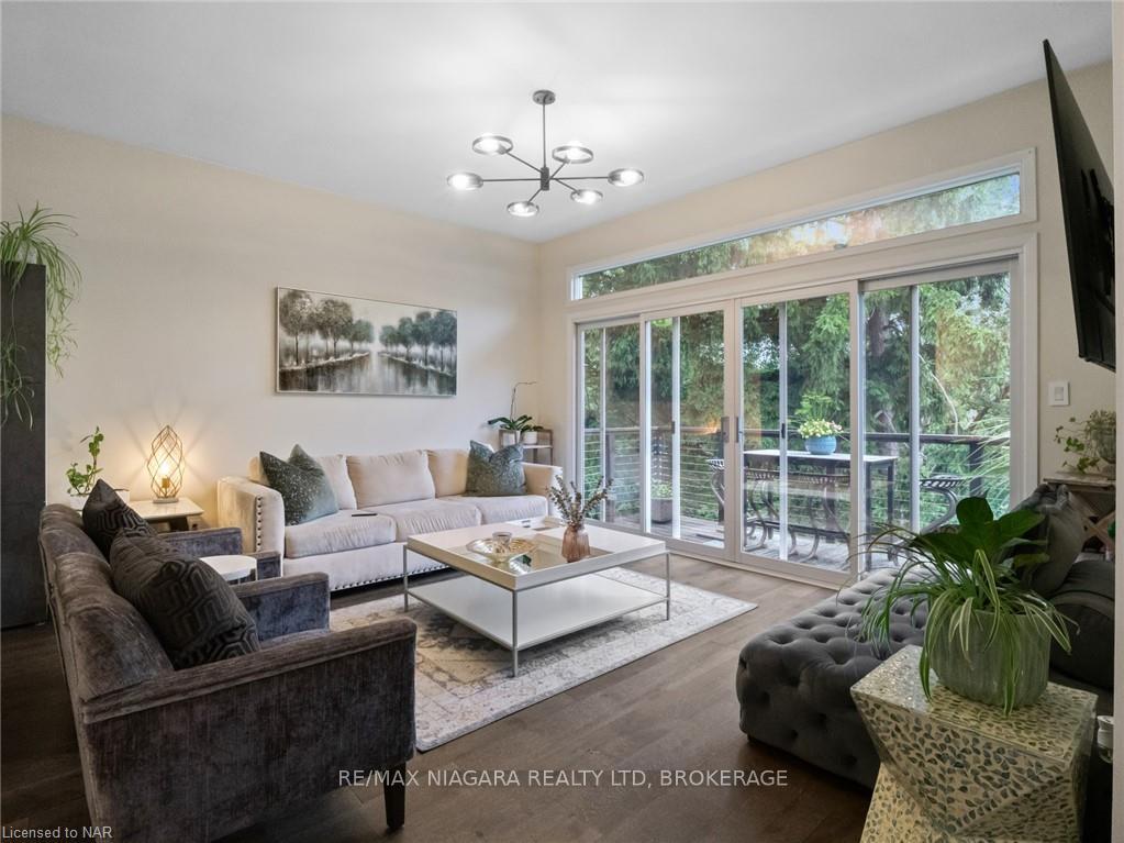 Photo 11 of 1647 Gregory Road, St. Catharines, Rural Fourth — HOMEH