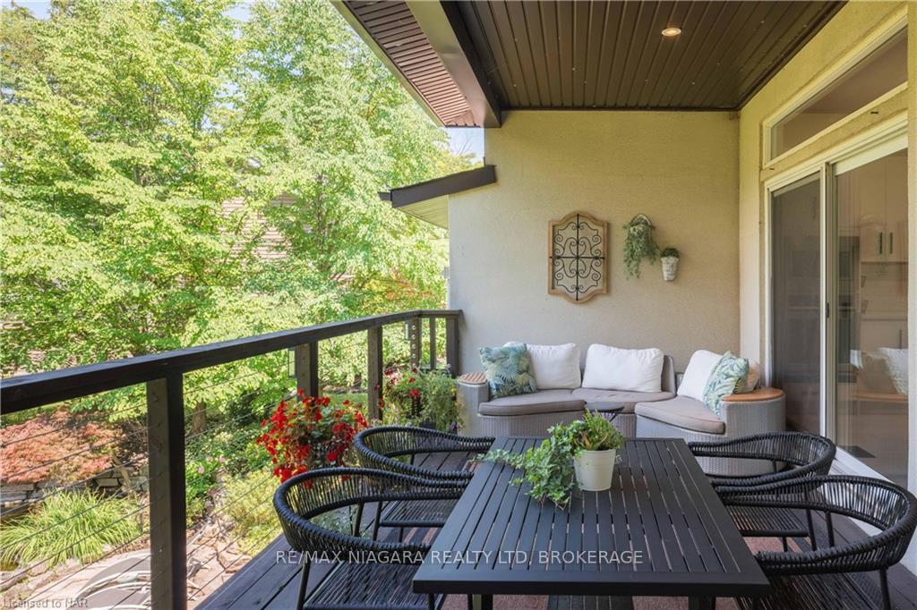 Photo 15 of 1647 Gregory Road, St. Catharines, Rural Fourth — HOMEH