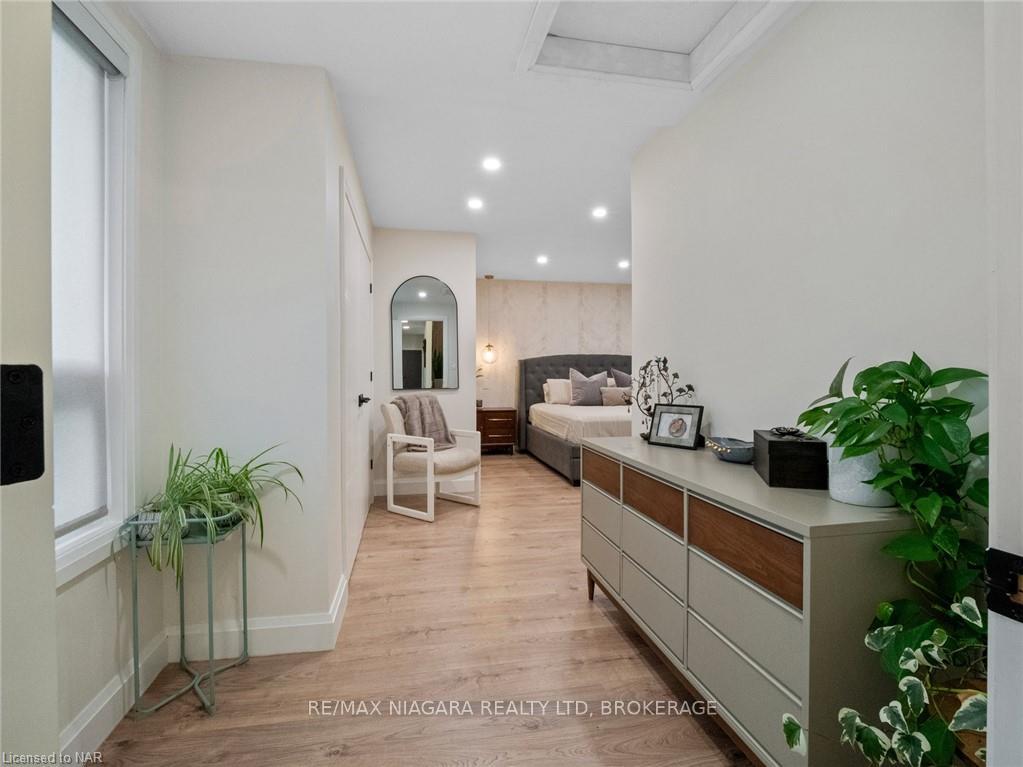 Photo 19 of 1647 Gregory Road, St. Catharines, Rural Fourth — HOMEH
