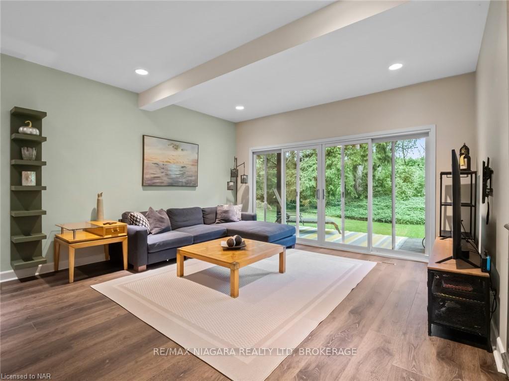 Photo 34 of 1647 Gregory Road, St. Catharines, Rural Fourth — HOMEH