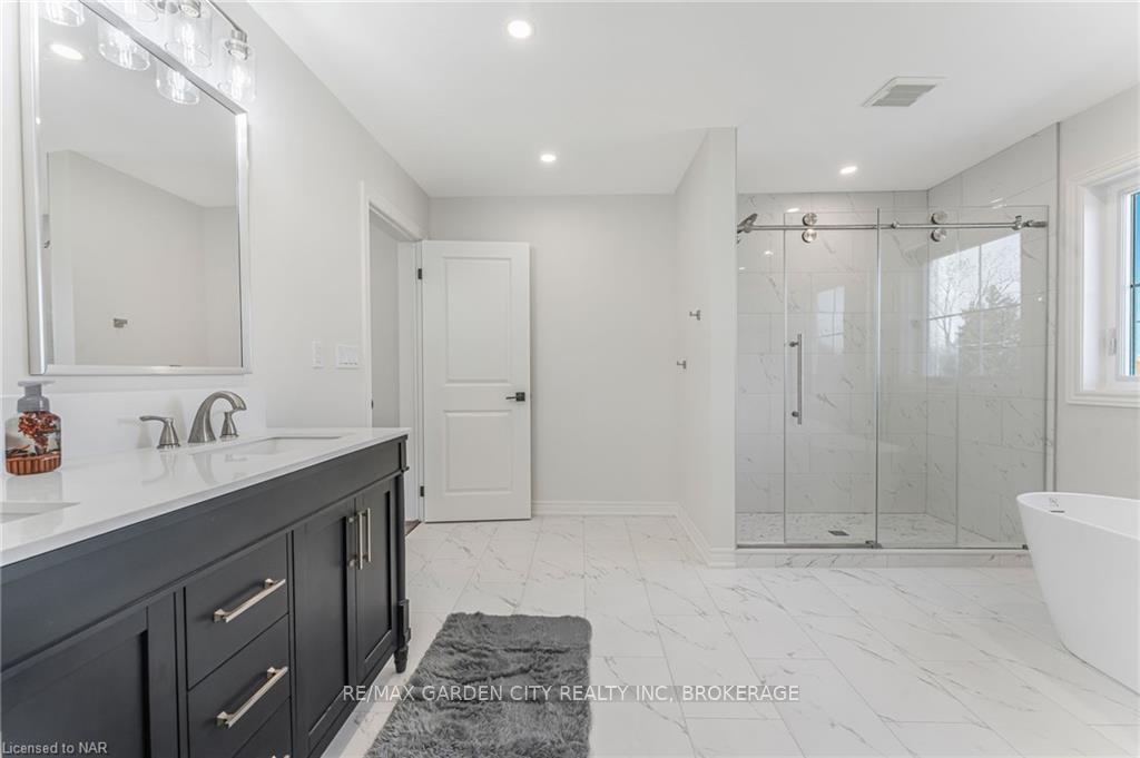 Photo 104 of 25 Haight Street, St. Catharines, Oakdale — HOMEH