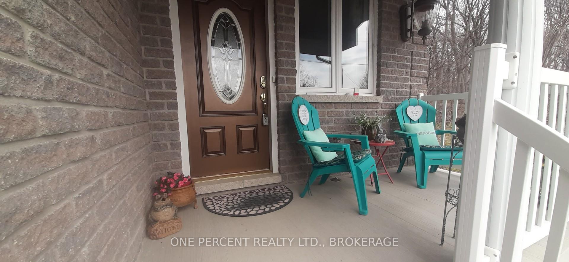 Photo 4 of 39 Dark Island Lane, Gananoque — HOMEH