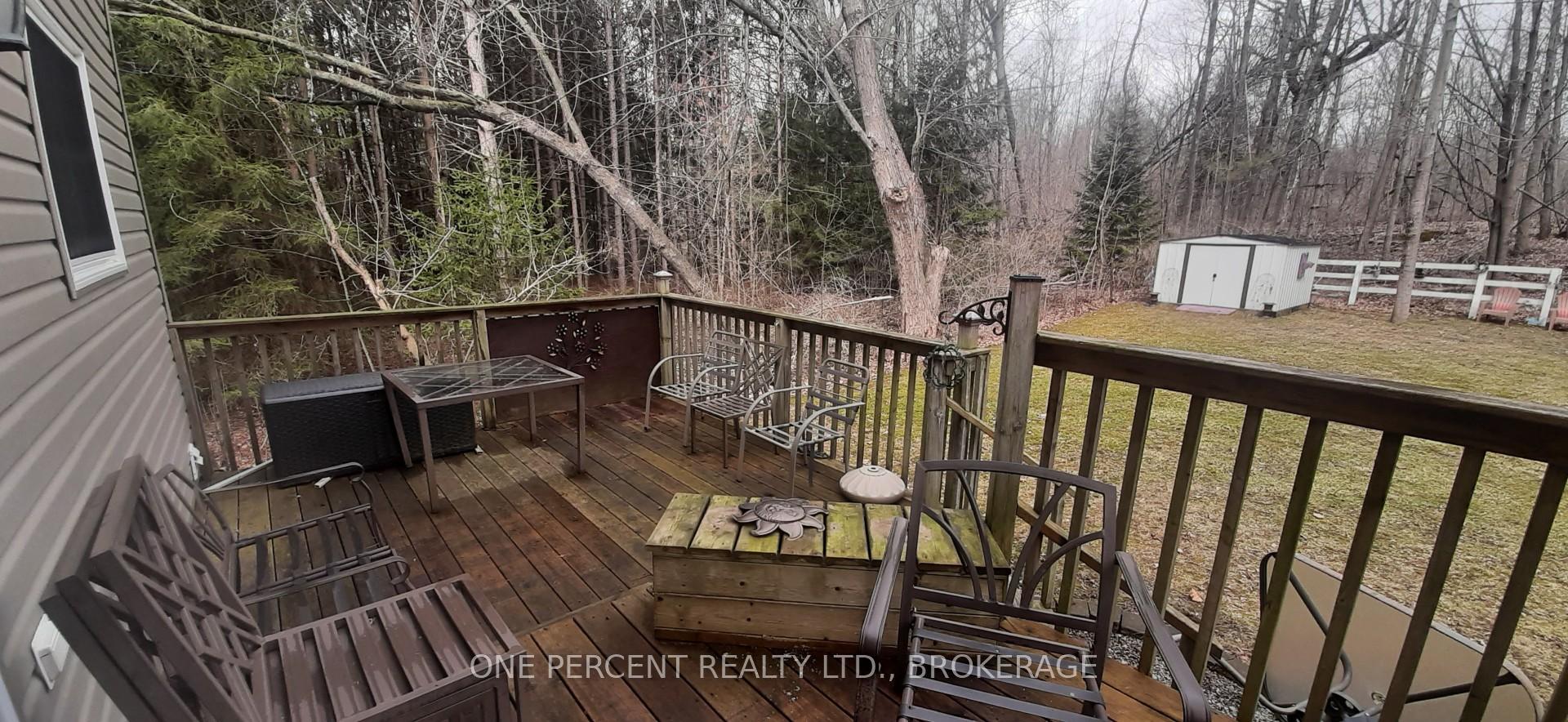 Photo 10 of 39 Dark Island Lane, Gananoque — HOMEH