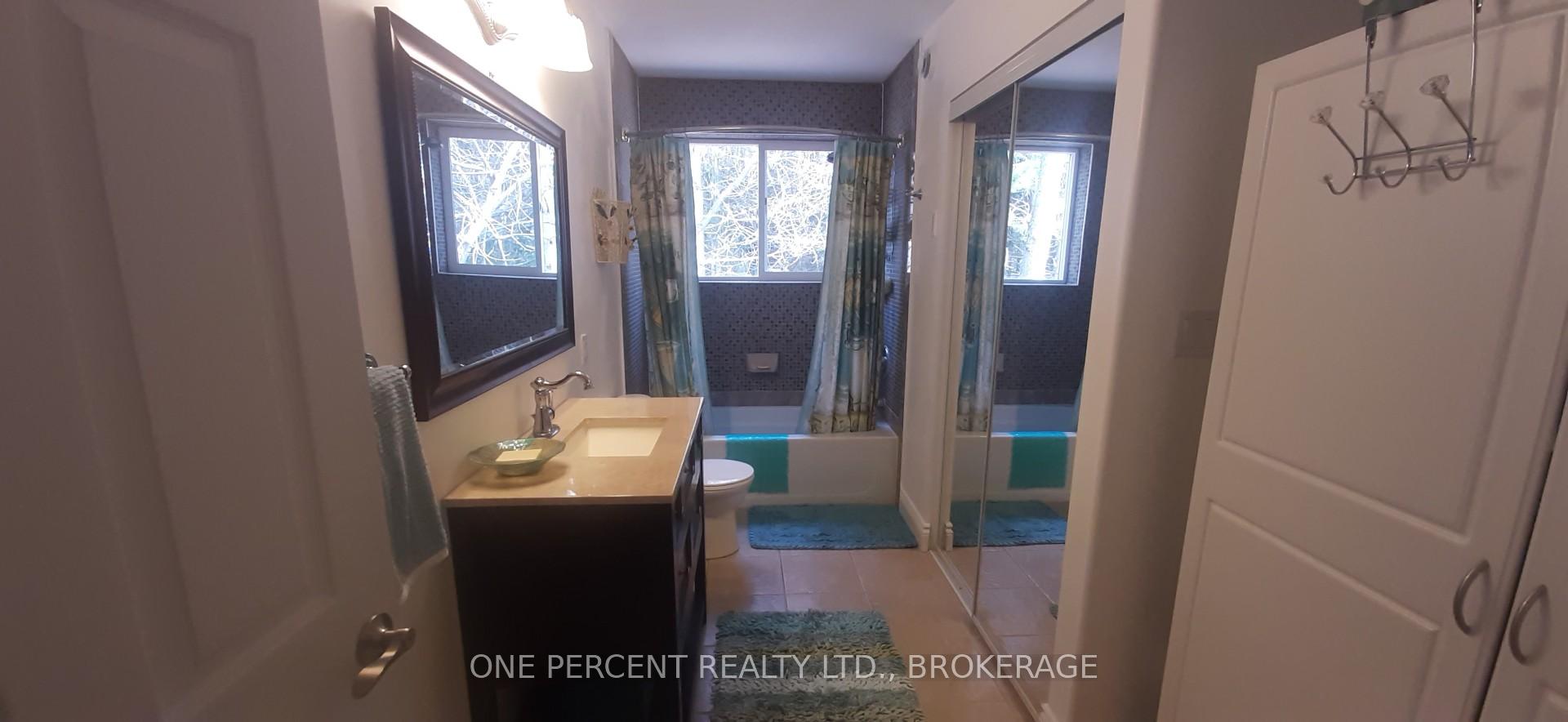 Photo 30 of 39 Dark Island Lane, Gananoque — HOMEH