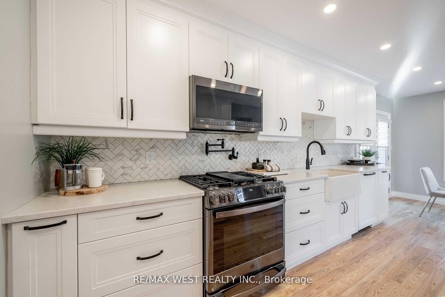 Photo 7 of Unit Main Fl, 23 Bruntsfield Street, Clarington, Courtice — HOMEH