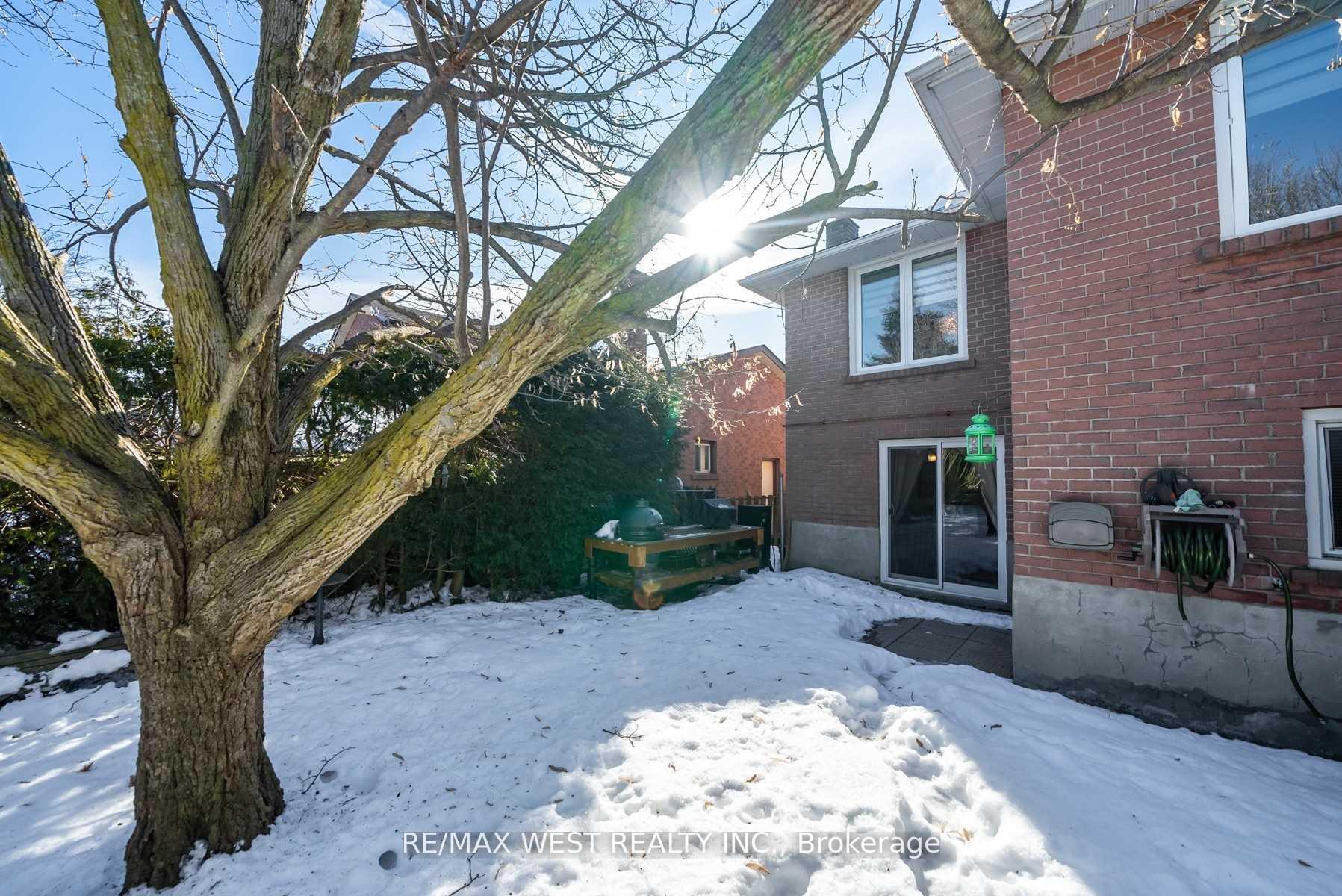 Photo 21 of Unit Main Fl, 23 Bruntsfield Street, Clarington, Courtice — HOMEH