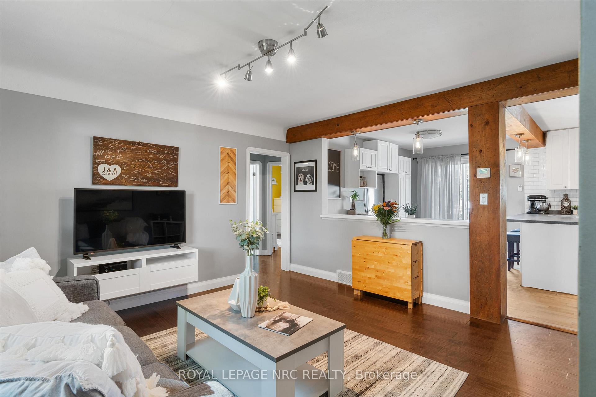 Photo 10 of 47 Beamer Avenue, St. Catharines, Bunting/Linwell — HOMEH