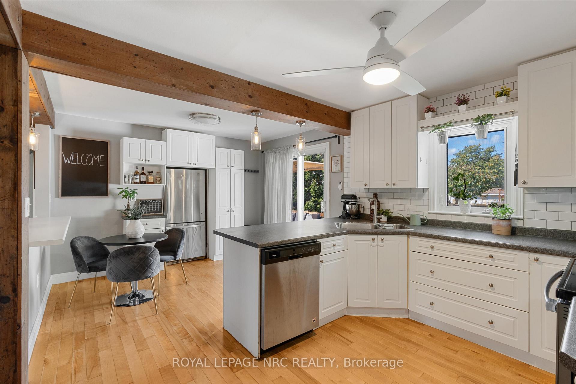 Photo 12 of 47 Beamer Avenue, St. Catharines, Bunting/Linwell — HOMEH