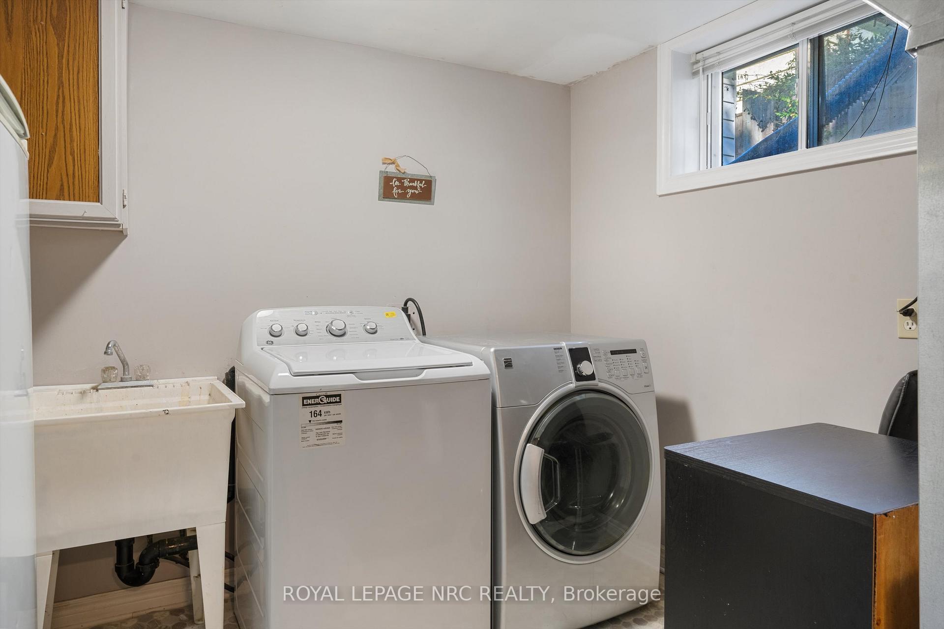Photo 30 of 47 Beamer Avenue, St. Catharines, Bunting/Linwell — HOMEH