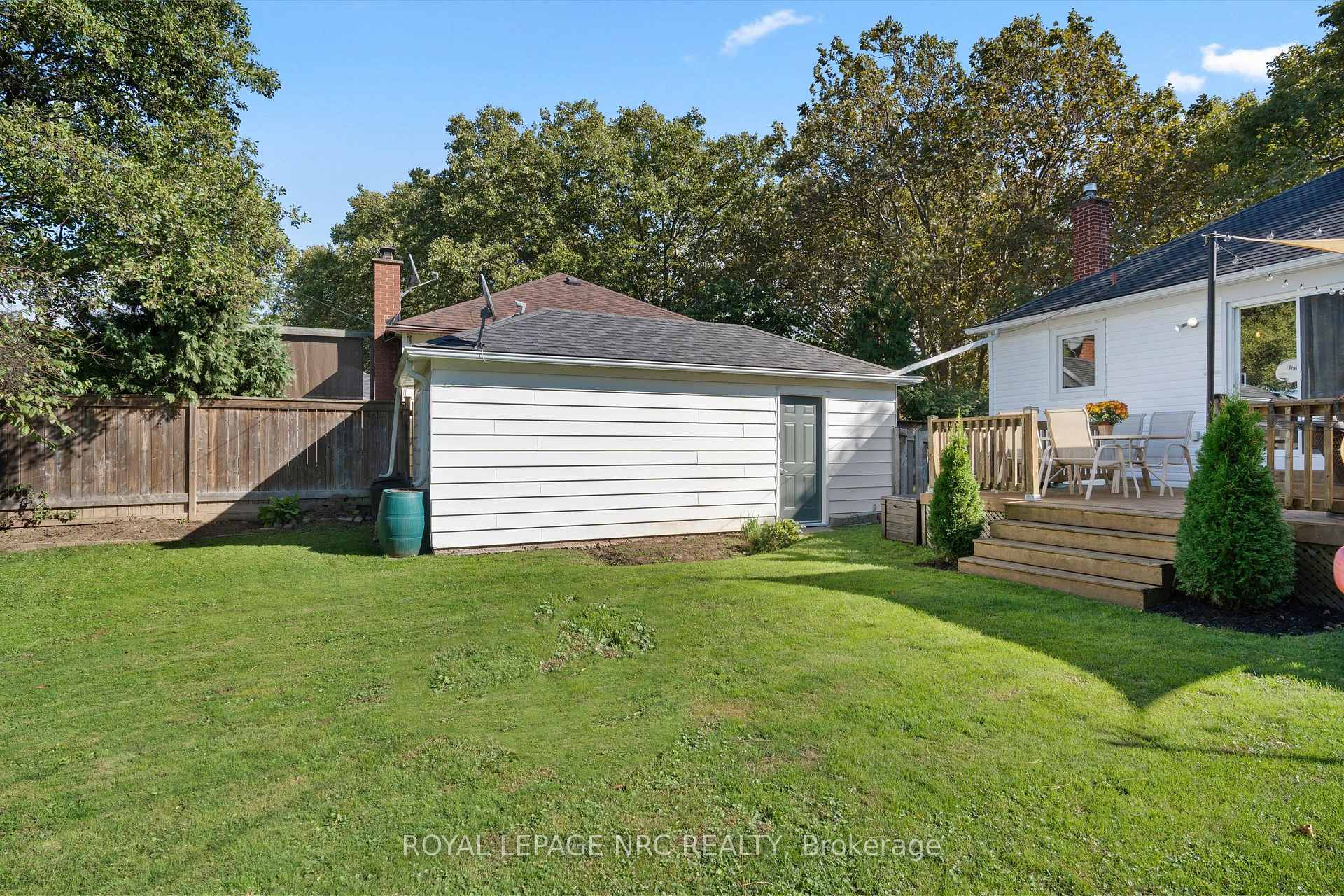 Photo 36 of 47 Beamer Avenue, St. Catharines, Bunting/Linwell — HOMEH