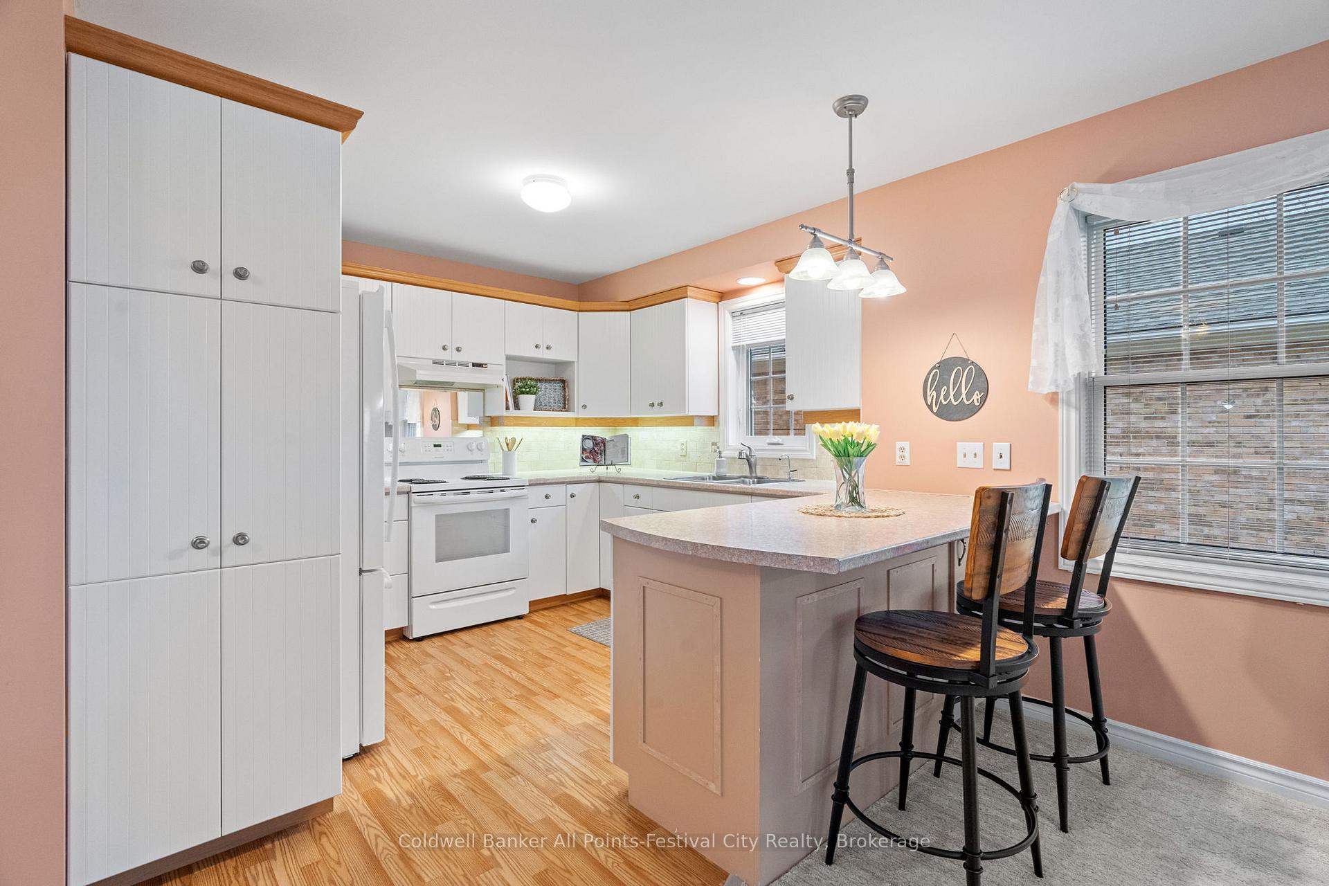 Photo 9 of 273 Bethune Crescent, Goderich, Goderich (Town) — HOMEH