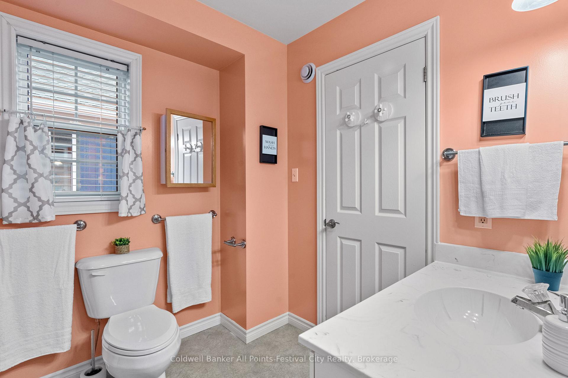 Photo 17 of 273 Bethune Crescent, Goderich, Goderich (Town) — HOMEH