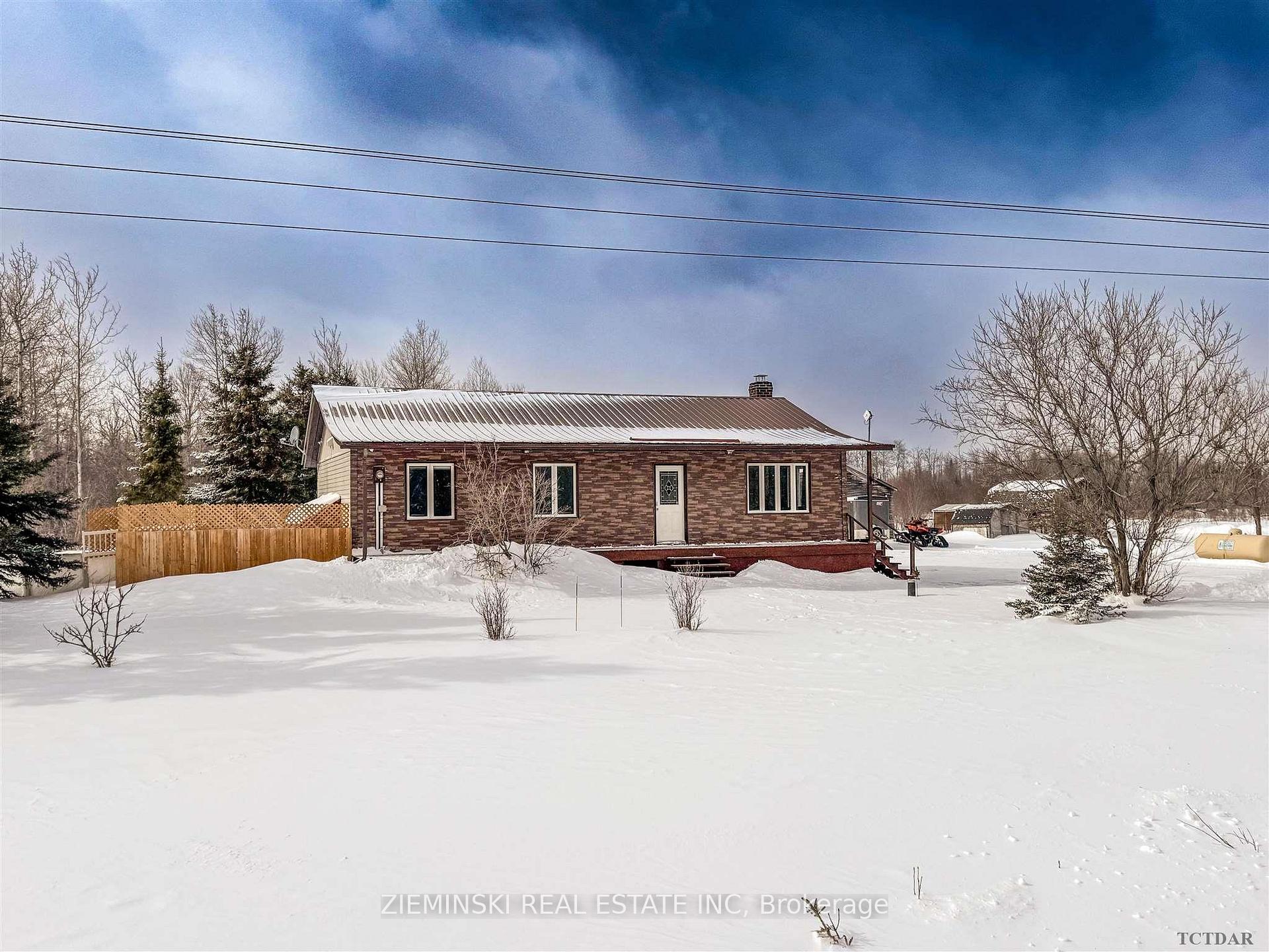 Front of L3 C3 Highway 11, Newmarket Township