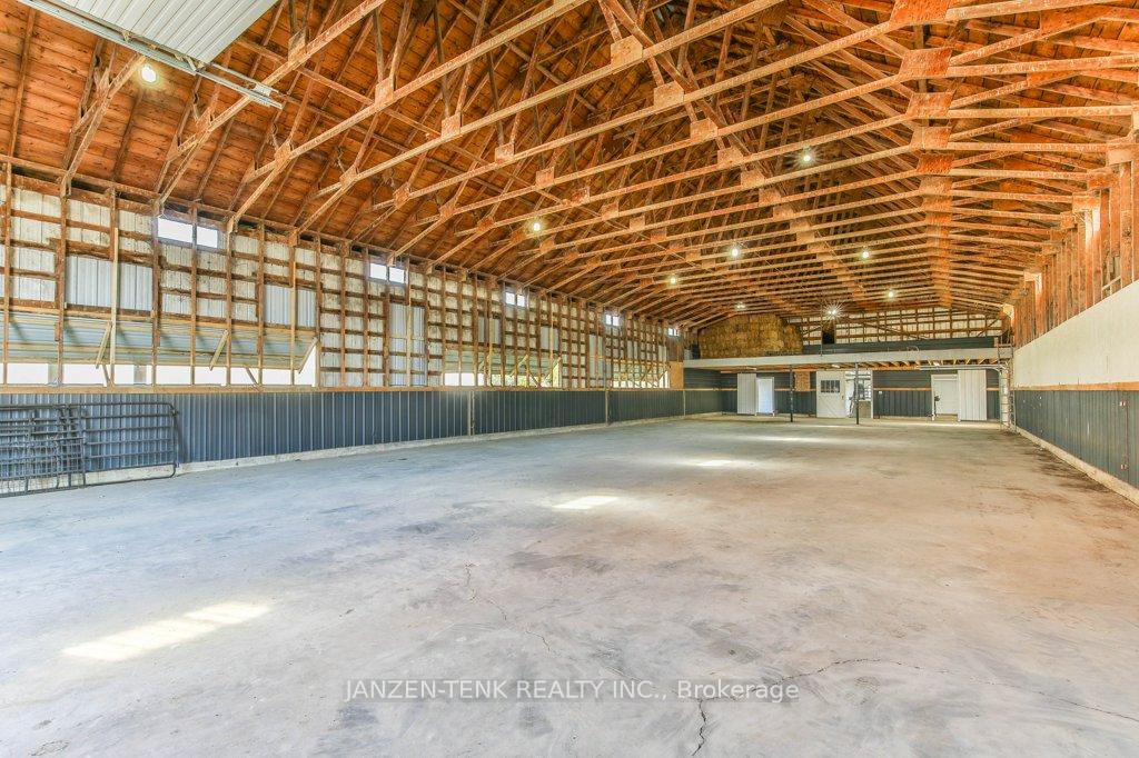 Photo 68 of 7654 Hacienda Road, Malahide, Rural Malahide — HOMEH