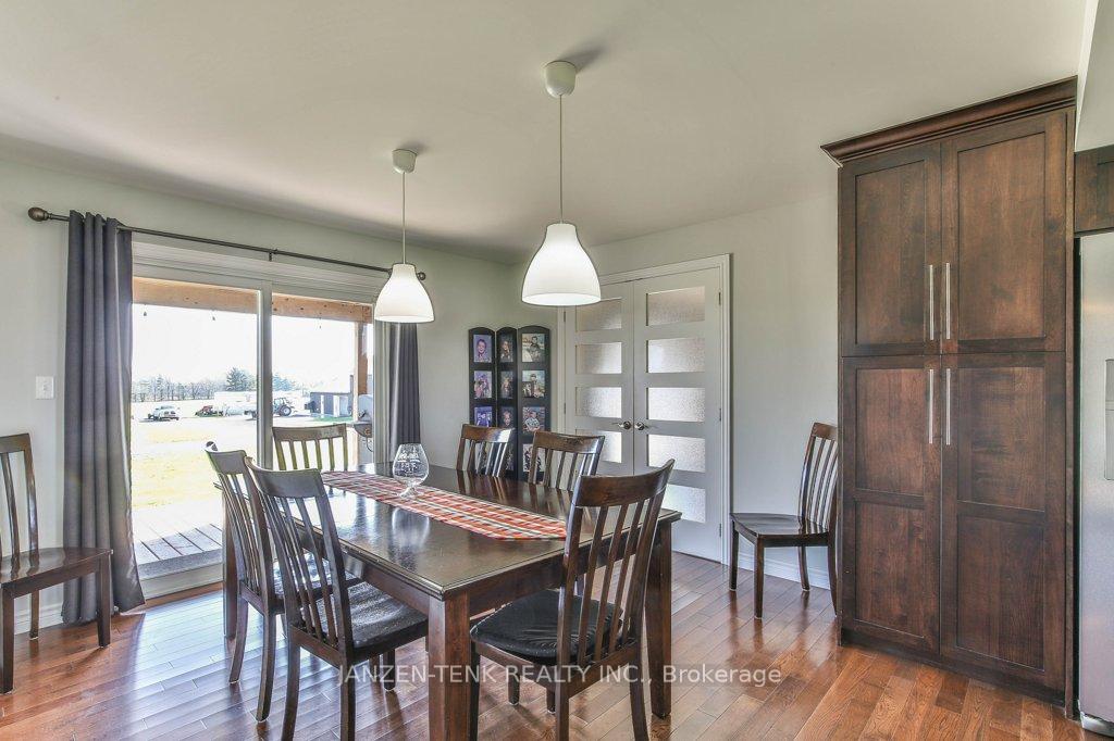 Photo 37 of 7654 Hacienda Road, Malahide, Rural Malahide — HOMEH