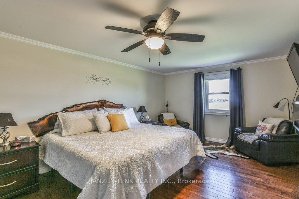 Photo 40 of 7654 Hacienda Road, Malahide, Rural Malahide — HOMEH