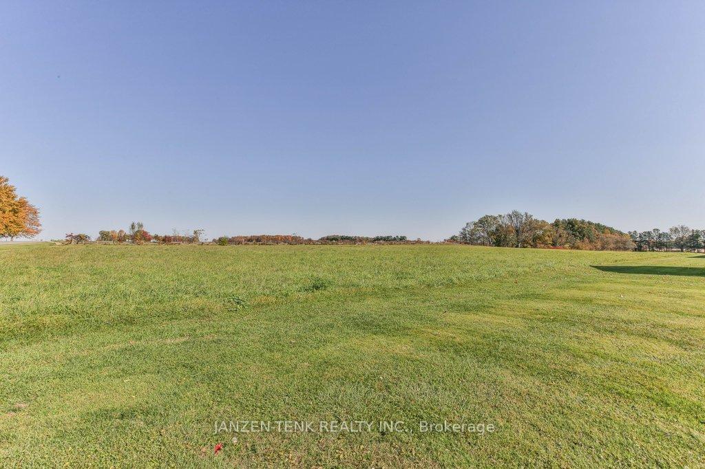 Photo 60 of 7654 Hacienda Road, Malahide, Rural Malahide — HOMEH
