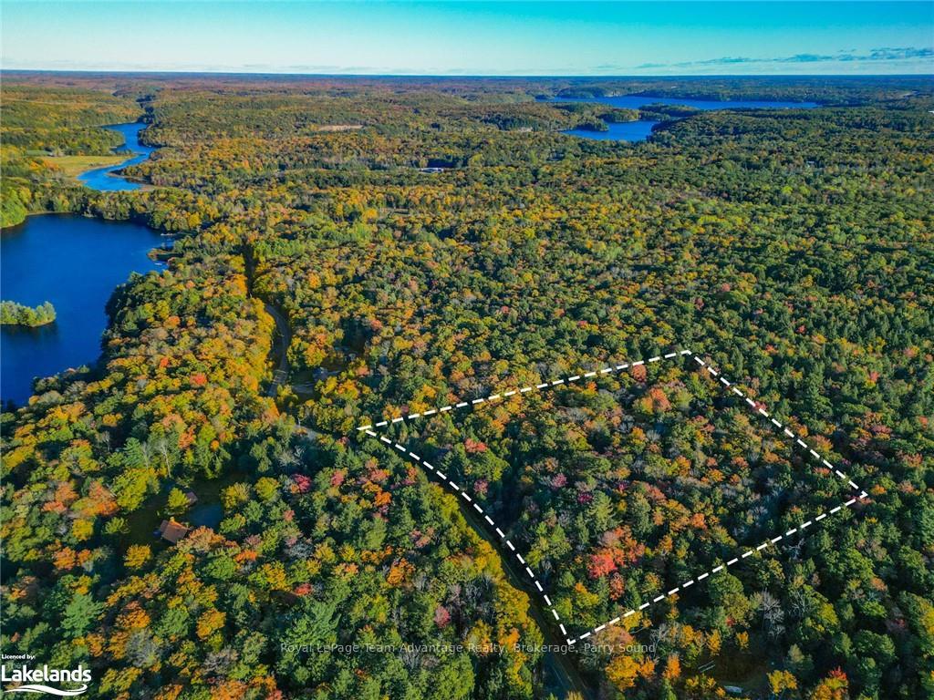 Photo 9 of 51 Lake Forest Drive, McDougall — HOMEH