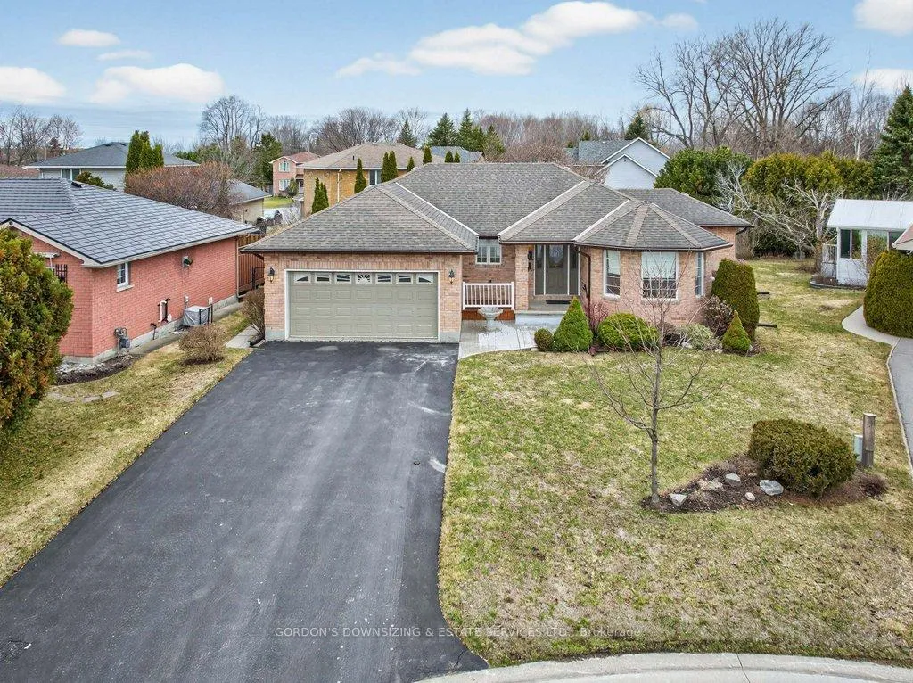 Photo 1 of 6 Wilmot Court, Belleville, Belleville Ward — HOMEH