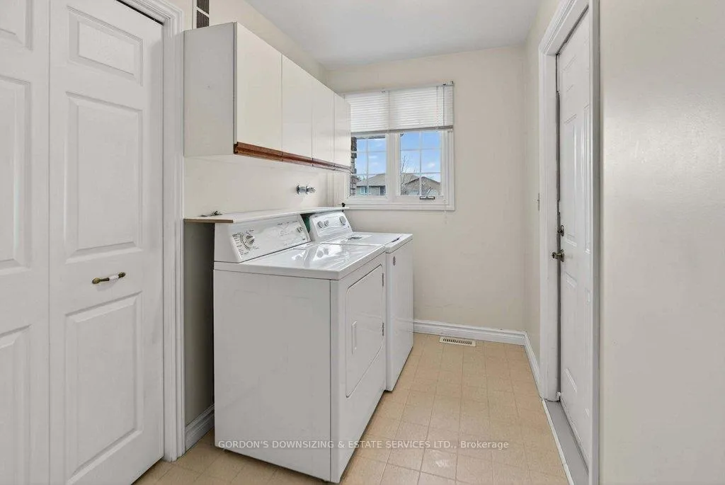 Photo 21 of 6 Wilmot Court, Belleville, Belleville Ward — HOMEH