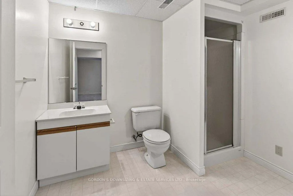 Photo 32 of 6 Wilmot Court, Belleville, Belleville Ward — HOMEH