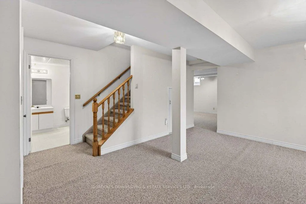 Photo 33 of 6 Wilmot Court, Belleville, Belleville Ward — HOMEH