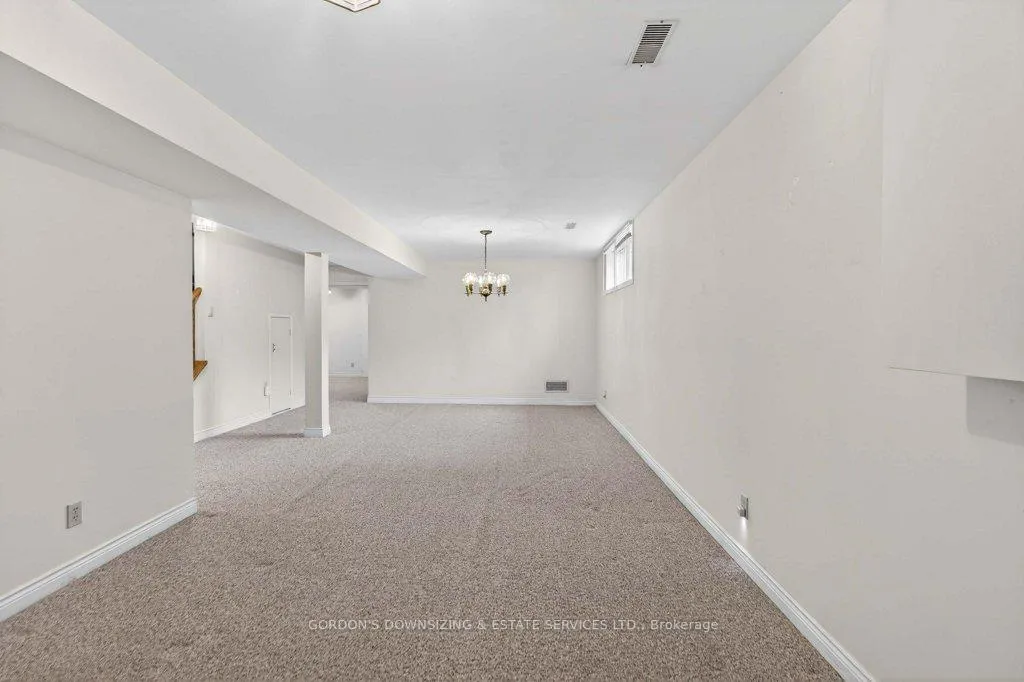Photo 34 of 6 Wilmot Court, Belleville, Belleville Ward — HOMEH