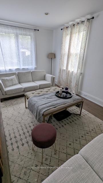 Photo 8 of Unit Upper, 199 Owen Street, Barrie, Wellington — HOMEH